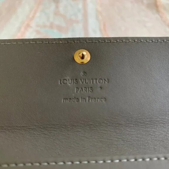 Louis Vuitton Glace Monogram Multicle Key Case Green w/ Box Dust Bag UNUSED - Picture 8 of 16